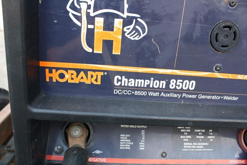 HOBART MODEL #8500 PORTABLE WELDER & GENERATOR: STOCK 67307