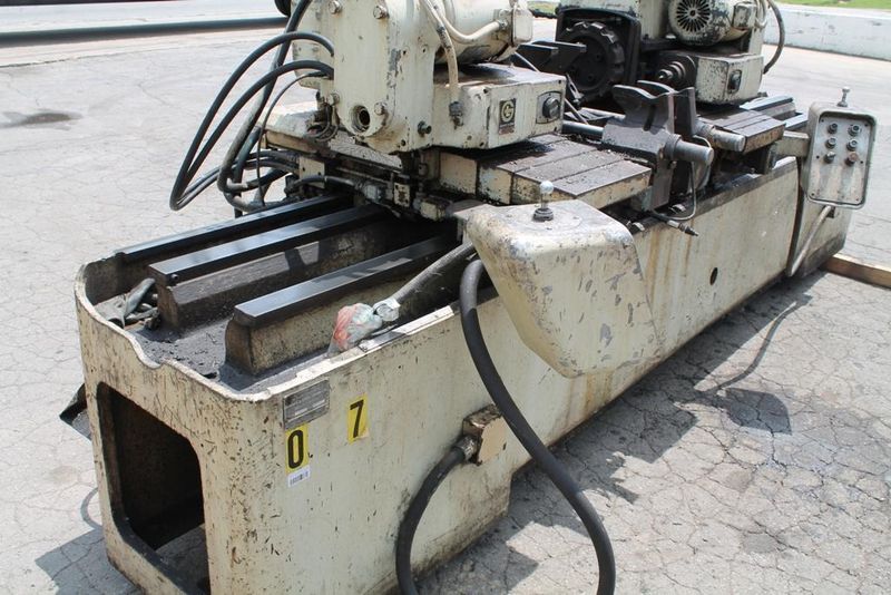 124' GIDDINGS & LEWIS MILLING & FACING CENTERING MACHINE STOCK #64194