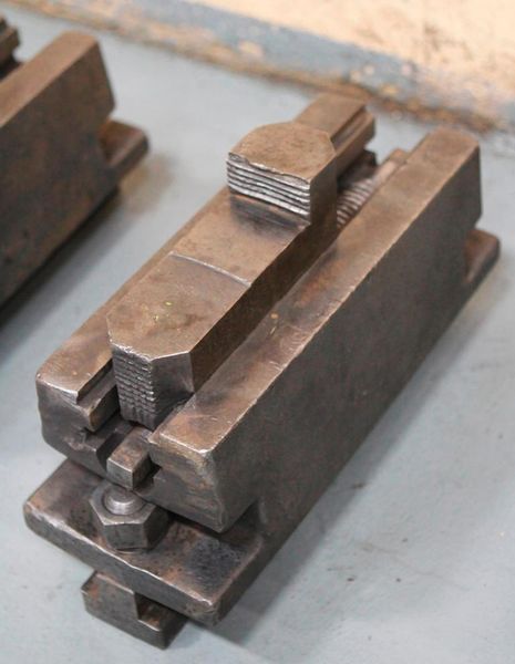 (6) 12" UNION BORING MILL TYPE CHUCK JAWS: STOCK # 63416