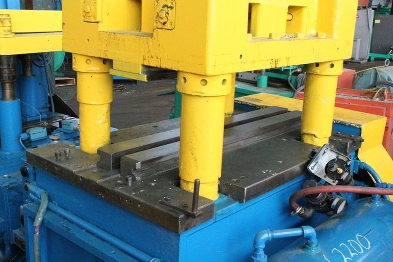 50 TON ALPHA 4 POST CUTOFF PRESS: STOCK 62200