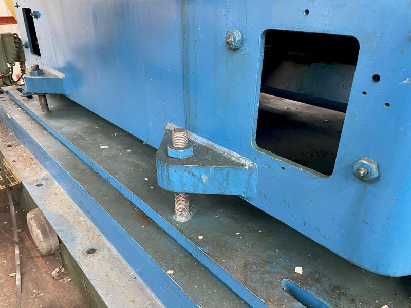 40 TON YODER MODEL #P-40S CUTOFF PRESS: STOCK 57994