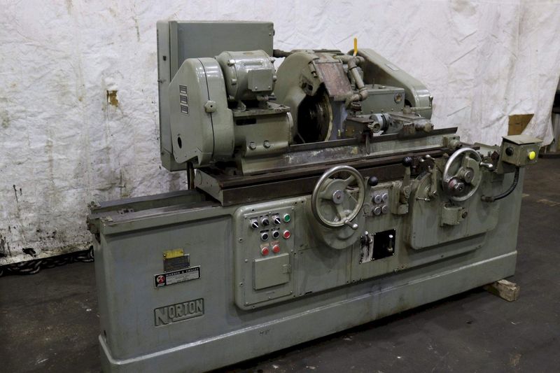6" X 30" NORTON O.D. PLAIN  CYLINDRICAL GRINDER: STOCK #73438