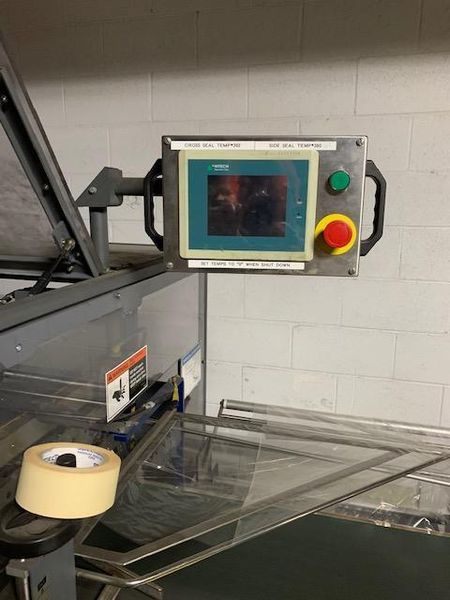 Lantech SW-1000 Intermittent Motion Belt Feed Side Seal Wrapper w/ Lantech ST-900 Heat Tunnel