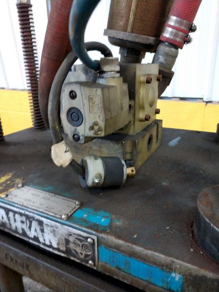 7 TON AIRAM 4-POST PNEUMATIC CUTOFF PRESS: STOCK #13203