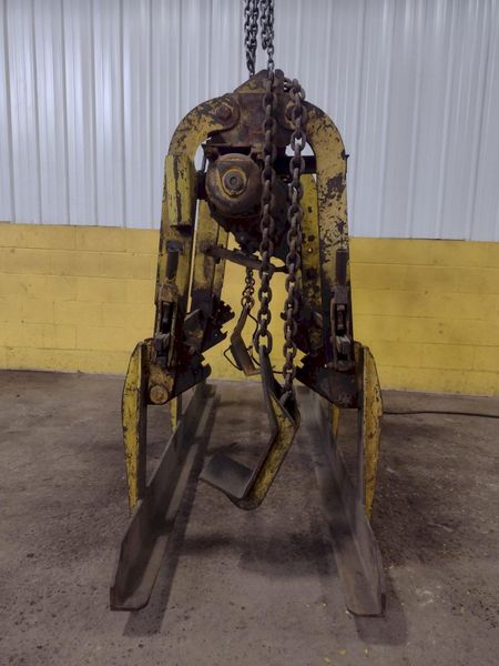 10,000 LB X 96" X 80" C.F. MOTORIZED ADJUSTABLE PARALLELOGRAM SHEET LIFTER: STOCK #13138