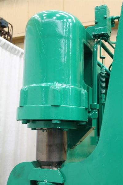 70 TON X 16' PACIFIC HYDRAULIC PRESS BRAKE: STOCK #59006