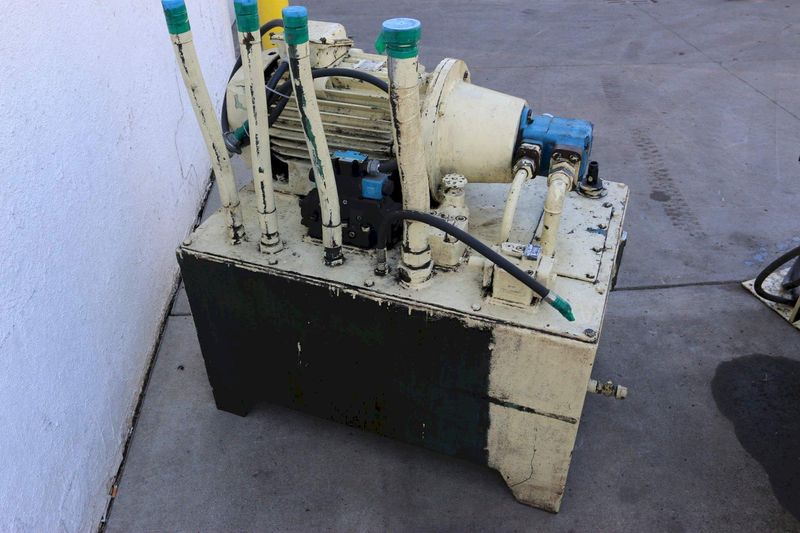 ALSTROM SINGLE RAM SQUEEZE SWAGING HYDRAULIC PRESS: STOCK #67964
