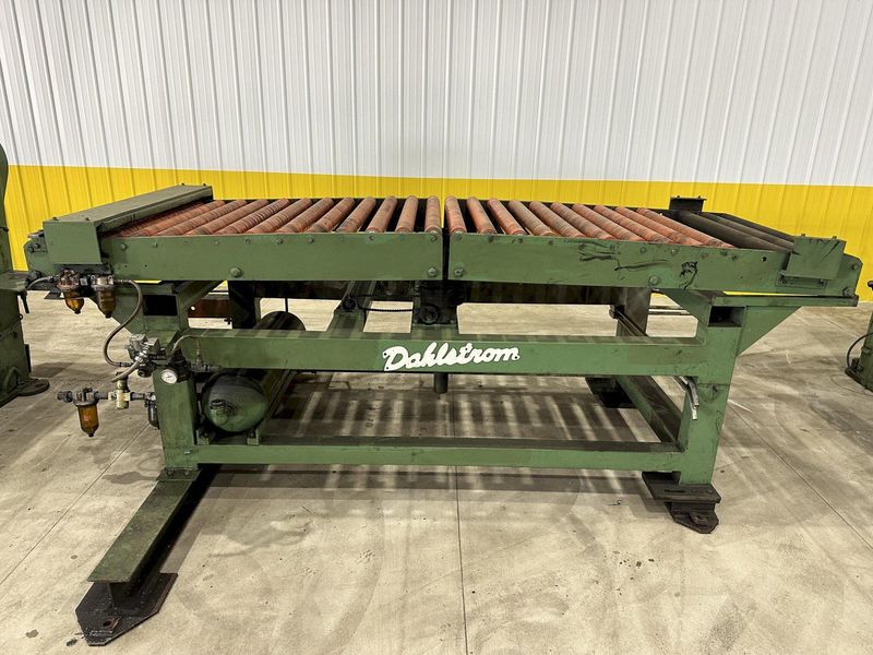 36" DAHLSTROM MODEL #16AHT CUT TO LENGTH LINE HUMP TABLE: STOCK 19767