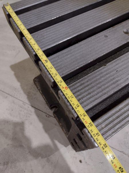 21.5" X 21.5" X 21.5" CARLTON BOX DRILL TABLE: STOCK 20474
