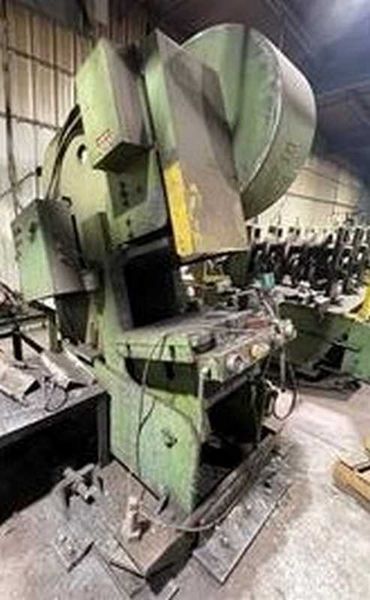 12 Stand 30.00" x 4.00" Bradbury Rollforming Line