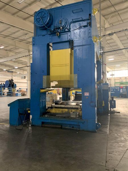 500 ton Aida NST-500 Used Straight Side Mechanical Metal Stamping Press