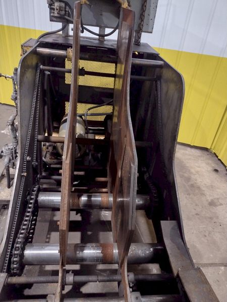 10,000 LB X 24" WIDE X .187" AIR FEEDS COIL CRADLE STRAIGHTENER / UNCOILER: STOCK 17042