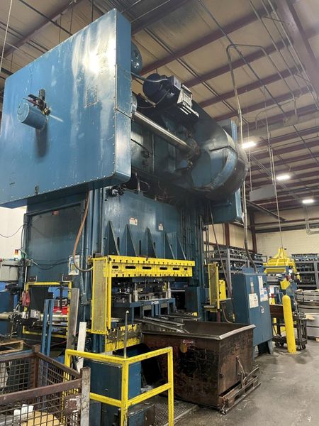 500-ton Bliss SC2-500-108-60 Straight Side Mechanical Metal Stamping Press, Year 1989 Full Rebui
