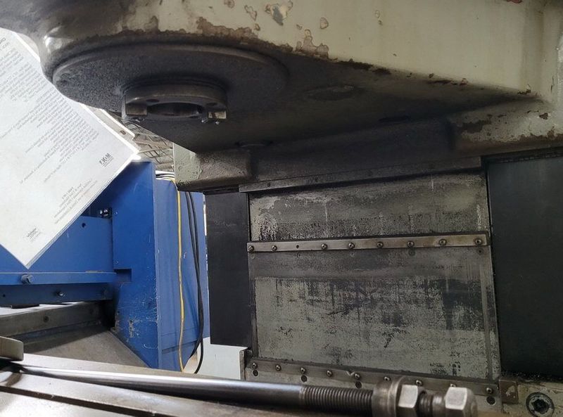 Cincinnati 330-18 Vertical Milling Machine (#5194)