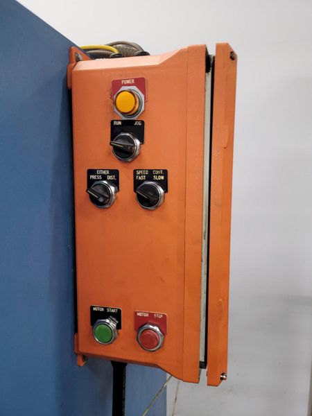 29.5 Ton Neff Model D25-5HS Bench Mounted Hydraulic Press, dual palms, 1995