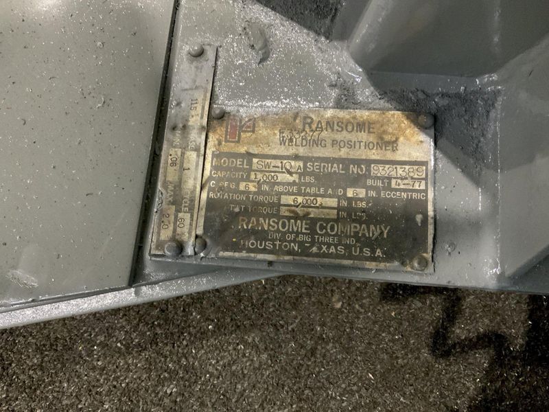1000 LB RANSOME MODEL # SW10A WELDING POSITIONER: STOCK #80753