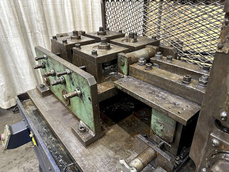 6 STAND X 2" DAHLSTROM  MODEL #550-6 OB ROLL FORMER: STOCK #77572