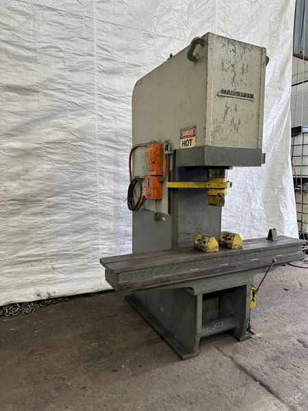 75 TON HANNIFIN HDYRAULIC STRAIGHTENING PRESS: STOCK #77127