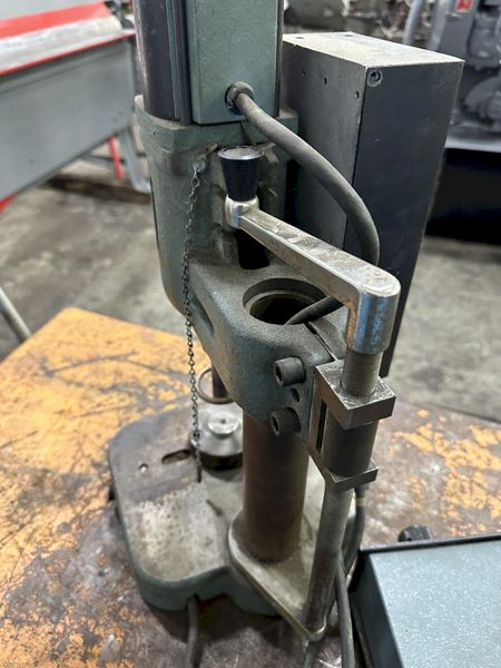 BLACK & WEBSTER IMPACT HAMMER: STOCK #76884