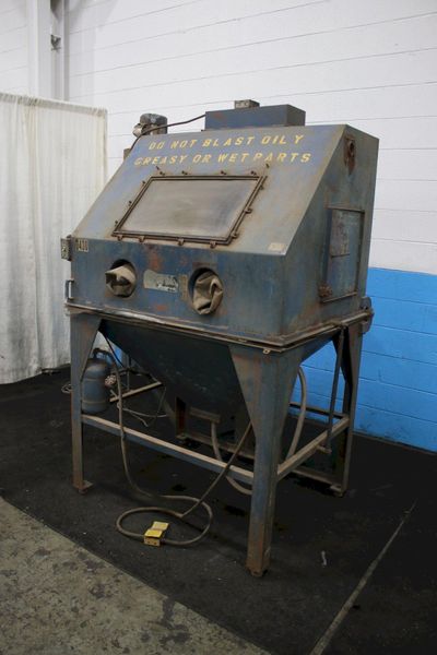 ETM PLASTICS INC PNEUMATIC SAND BLAST CABINET: STOCK #76495
