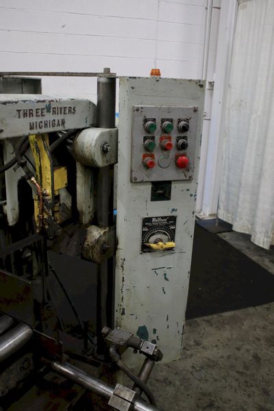 WELLS MODEL #370 HORIZONTAL BAND SAW: STOCK #75328