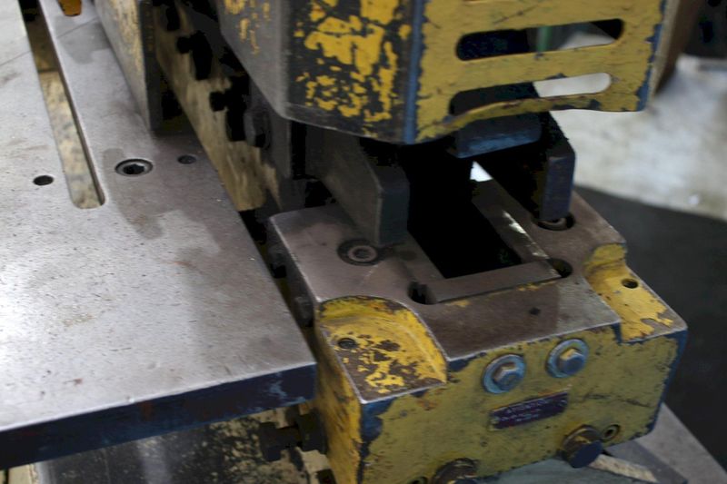 70 TON GEKA MODEL #70-S HYDRAULIC IRONWORKER; STOCK #75337