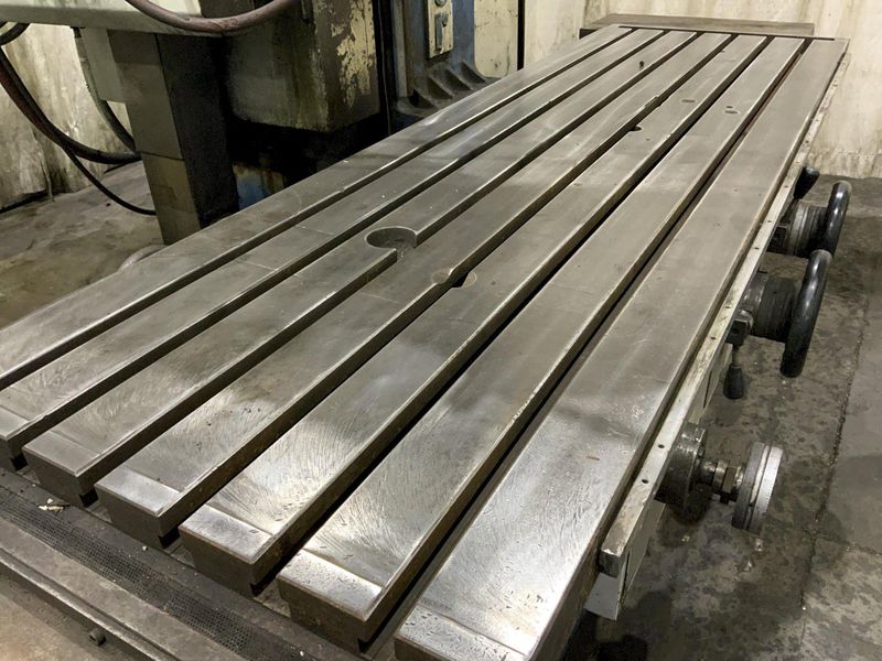 ZAYER MODEL 77AF UNIVERSAL MILL: STOCK #79850