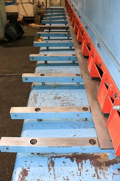 1990 Niagara SP-12-1/4 Hydraulic power Squaring Shear (#5789)