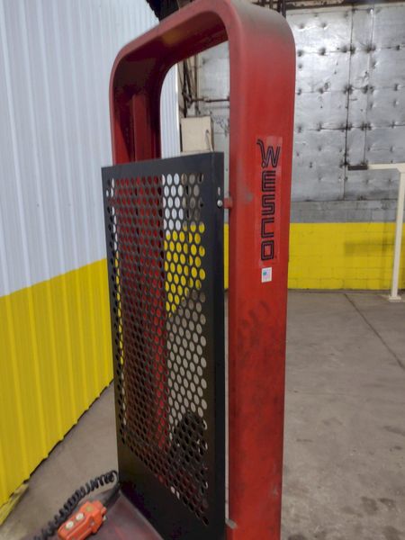 1,000 LB WESCO MODEL #PCBFL-64-25 ELECTRIC FORK LIFT: STOCK #19638