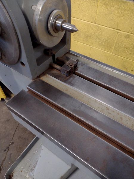 LEITZ OTICAL DIVIDING HEAD WITH TAILSTOCK, BED & STAND: STOCK 17369