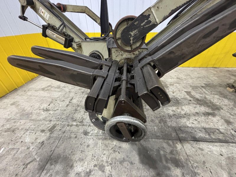 4,000 LBS X 18" CWP MODEL #3RD18 PULL OFF DOUBLE END UNCOILER COIL REEL: STOCK #22351