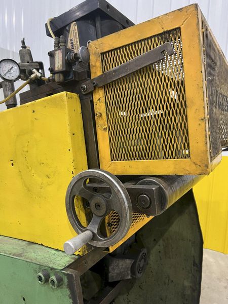 24" x .25" BRATTAN MODEL #10H-250-24W-60D-13000 MOTORIZED COIL STRIP STRAIGHTENER: STOCK #20252