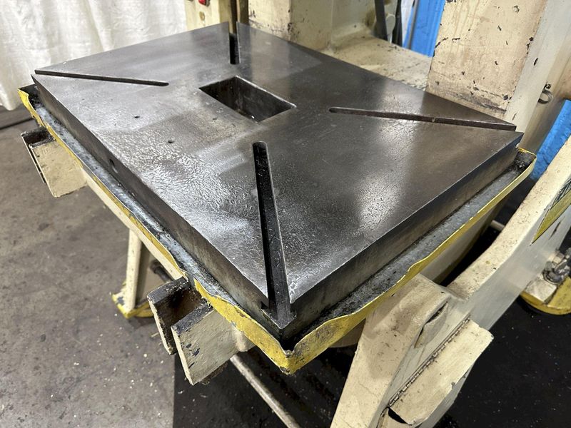 60 TON SOUTHBEND OBI FLYWHEEL  PRESS: STOCK #77515