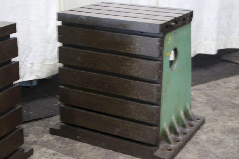 1 SET OF DEVLIEG 20-1/2" X 25" T SLOTTED ANGLE PLATES: STOCK #75545