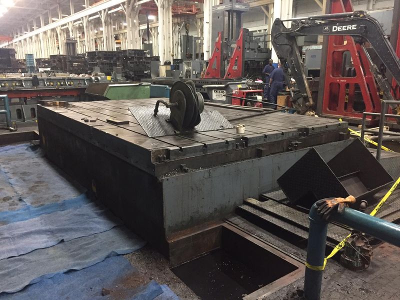 18' X 5'6" X 10" THICK GIDDINGS & LEWIS T-SLOTTED FLOOR PLATE: #67268