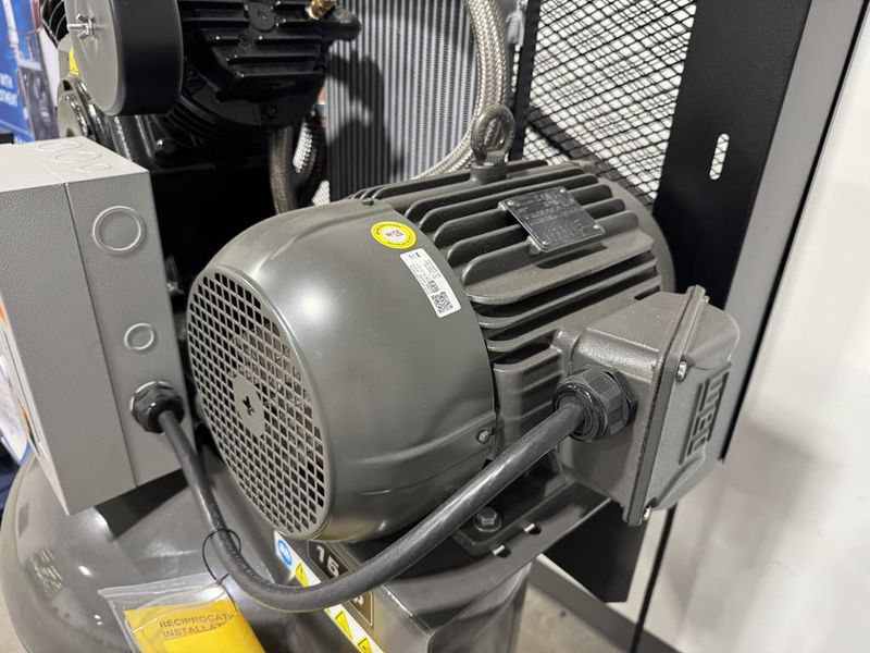Schulz 15120VW60X-3 15 HP Piston Air Compressor (New)