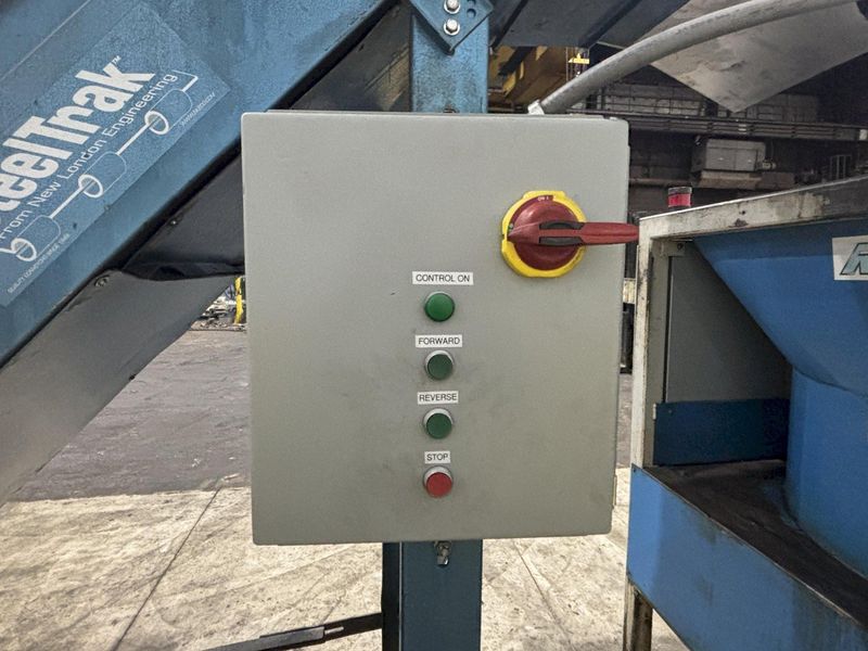 STEELTRAK (NEW LONDON) MOTORIZED INCLINED PARTS CONVEYOR: STOCK #22777