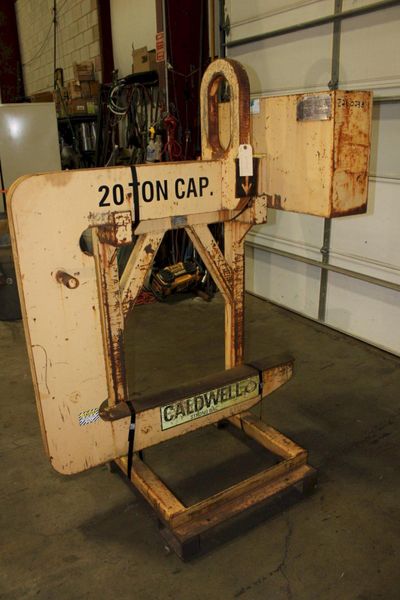40,000 LB CALDWELL COIL "C" HOOK