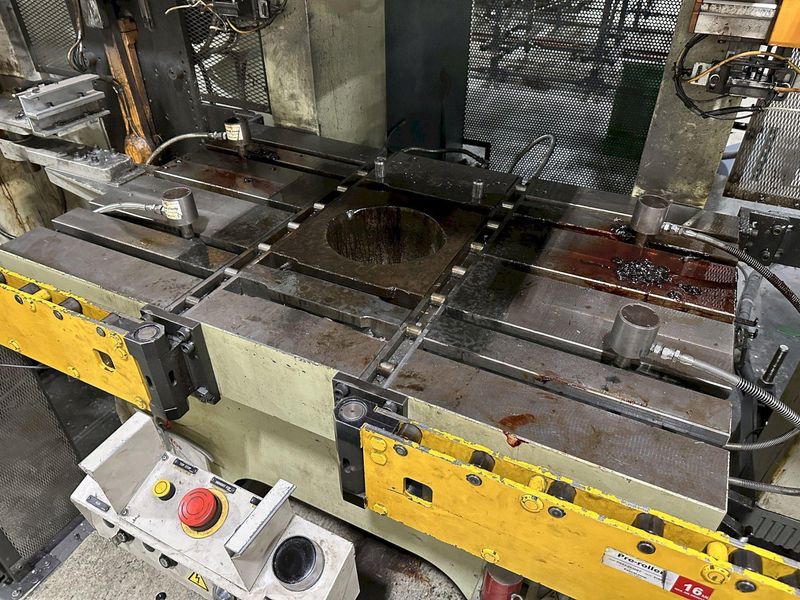 220 TON AIDA GAP FRAME PRESS