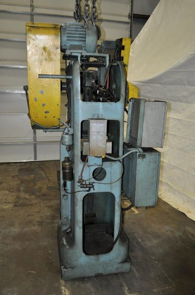 40 TON ROUSSELLE HORN PRESS