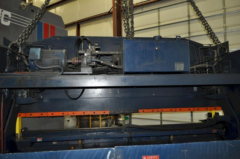 176 X 13' TON KOMATSU HYDRAULIC PRESS BRAKE
