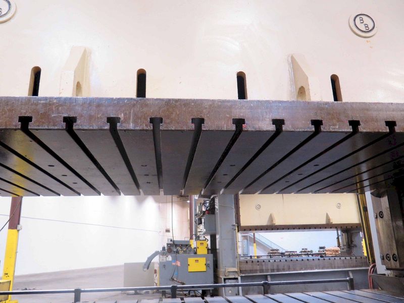 600 TON BROWN AND BOGGS 120" x 60" SSDC PRESS