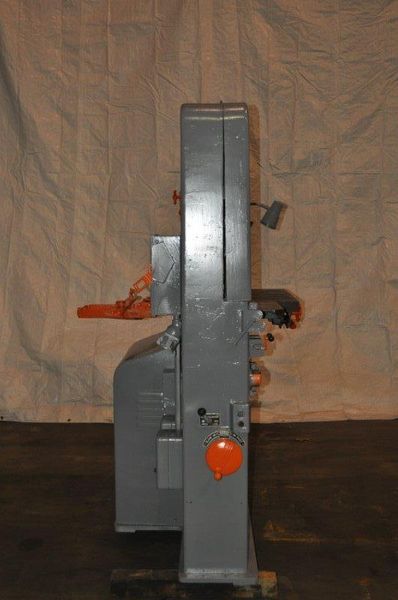 36" DOALL VERTICAL BANDSAW