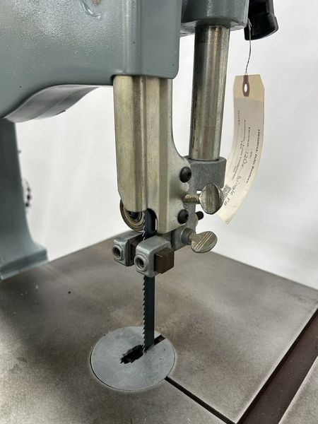 Delta 28-203 14″ Vertical Band Saw