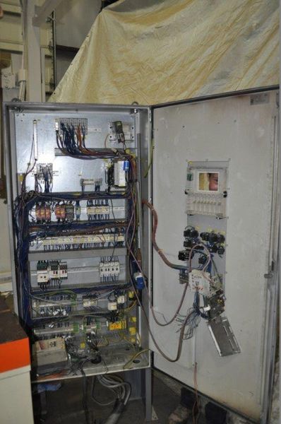 73 TON REIS HYDRAULIC PRESS