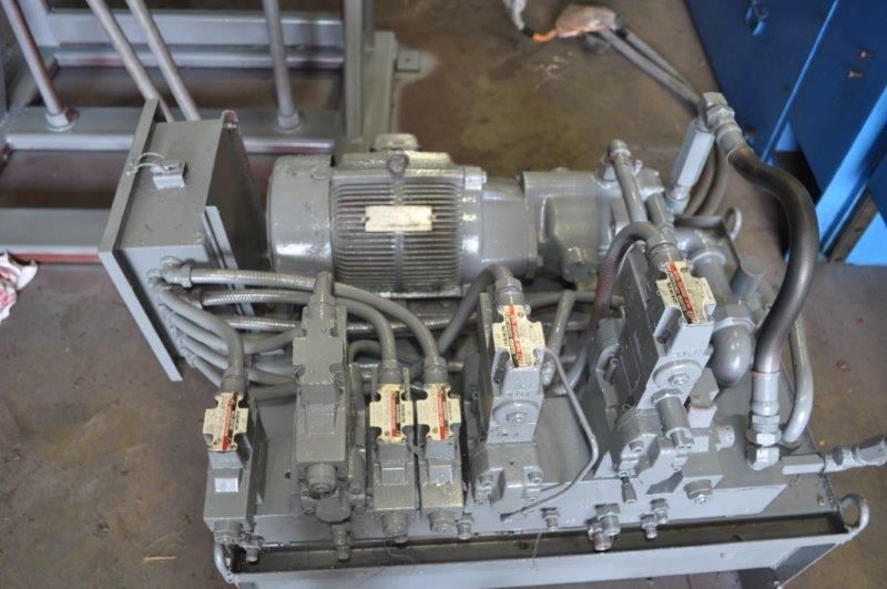 16" x 32" MITSUI HYDRAULIC SURFACE GRINDER