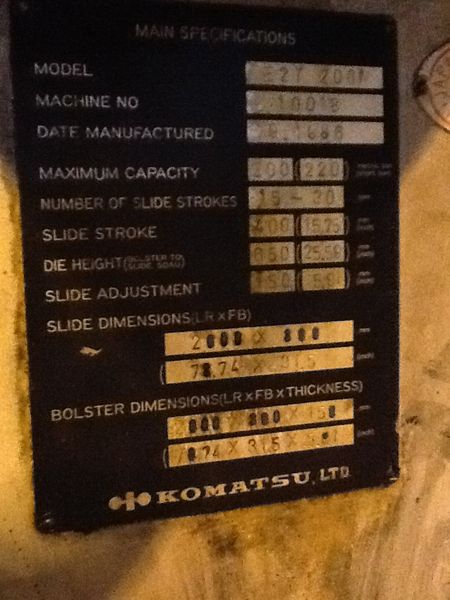 220 TON KOMATSU STRAIGHT SIDE DOUBLE CRANK PRESS