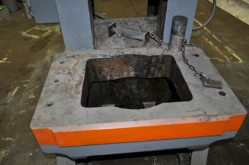 60 Ton Minster OBI Press
