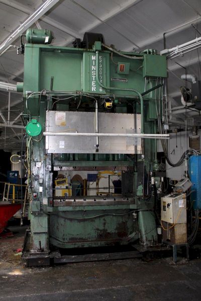 300 TON MINSTER SSDC 72" X 36"