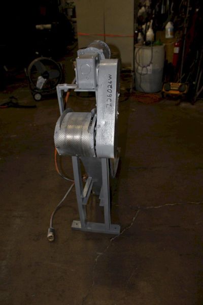 6" X 60" LIVONIA B-11 MAGNETIC INCLINES CONVEYOR